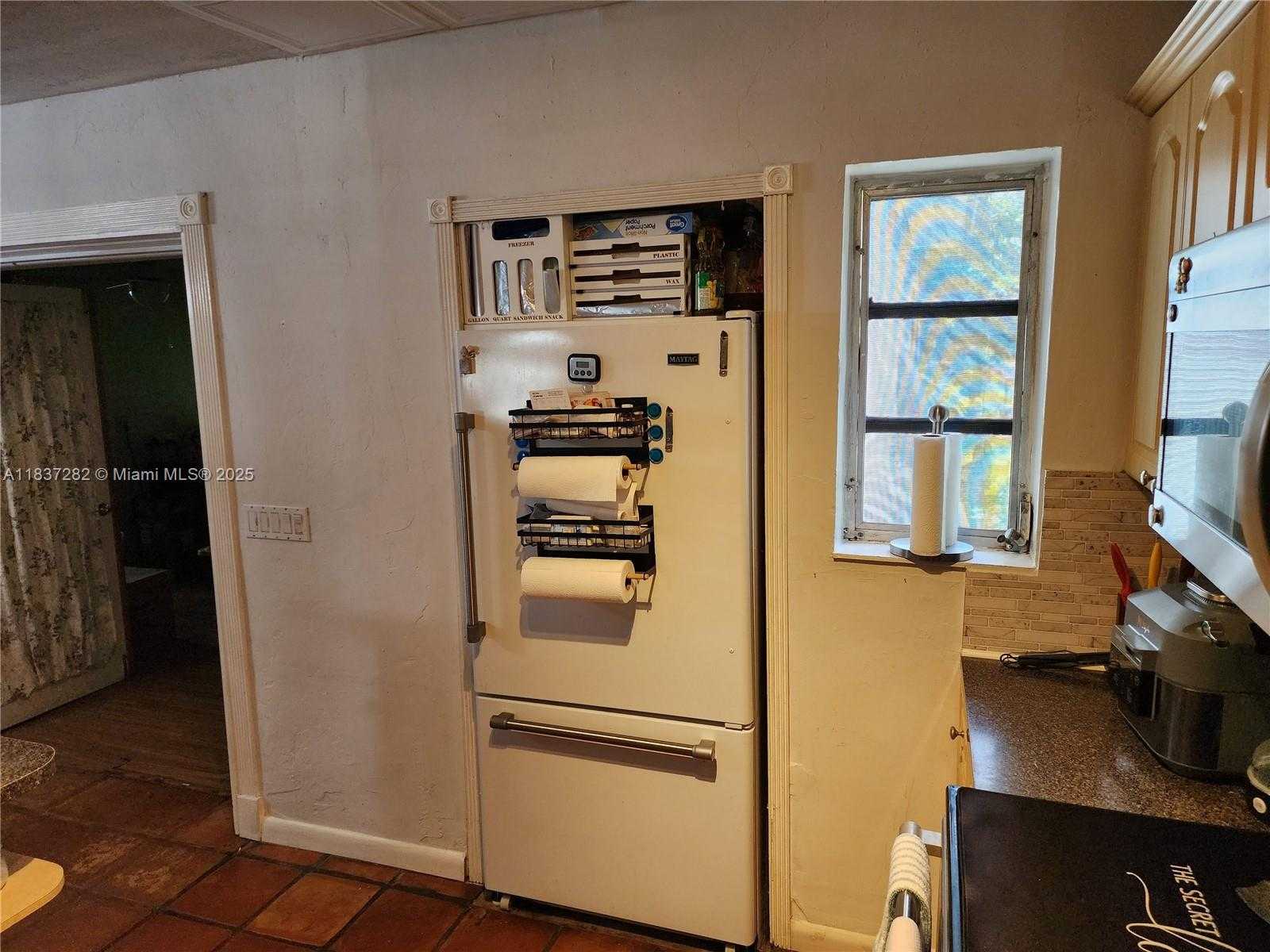 Small Image of 3521 EAST 8TH AVE, Hialeah Number 27