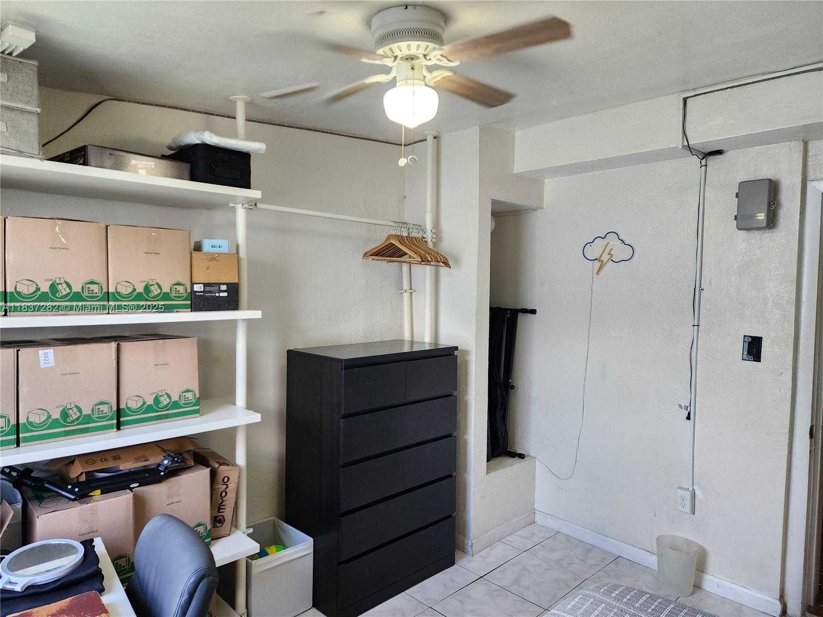 Small Image of 3521 EAST 8TH AVE, Hialeah Number 32