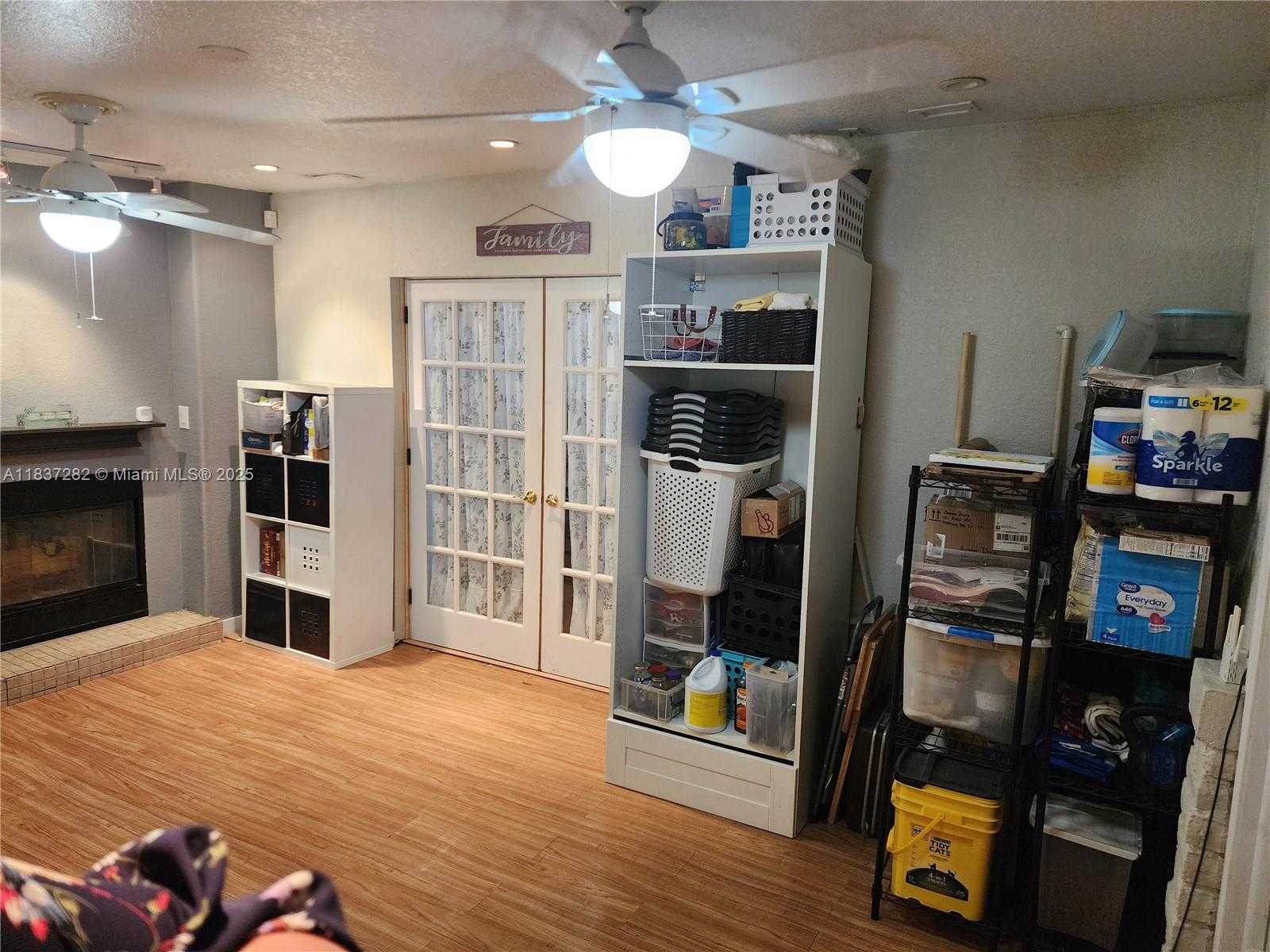 Small Image of 3521 EAST 8TH AVE, Hialeah Number 37