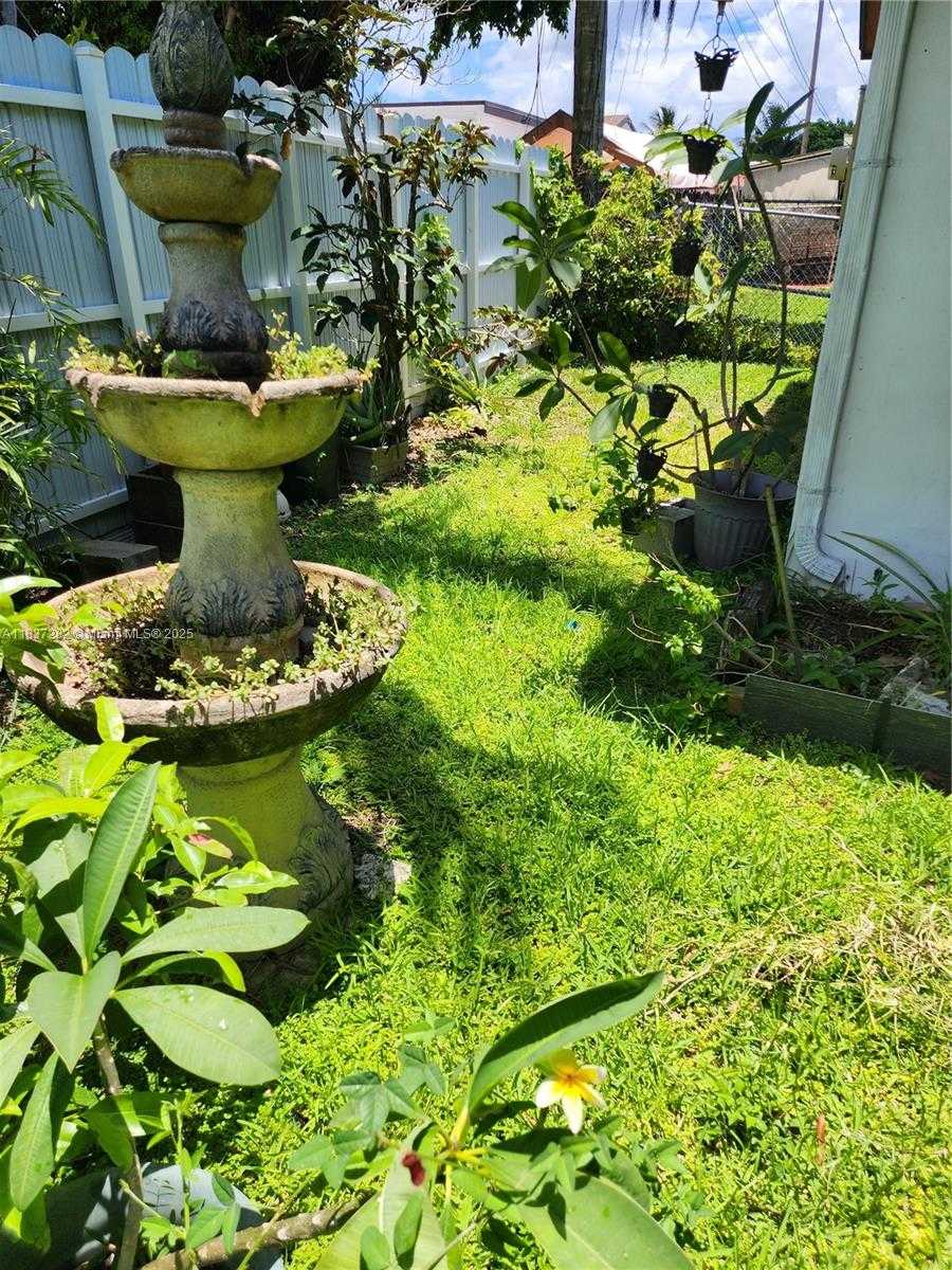 Small Image of 3521 EAST 8TH AVE, Hialeah Number 50