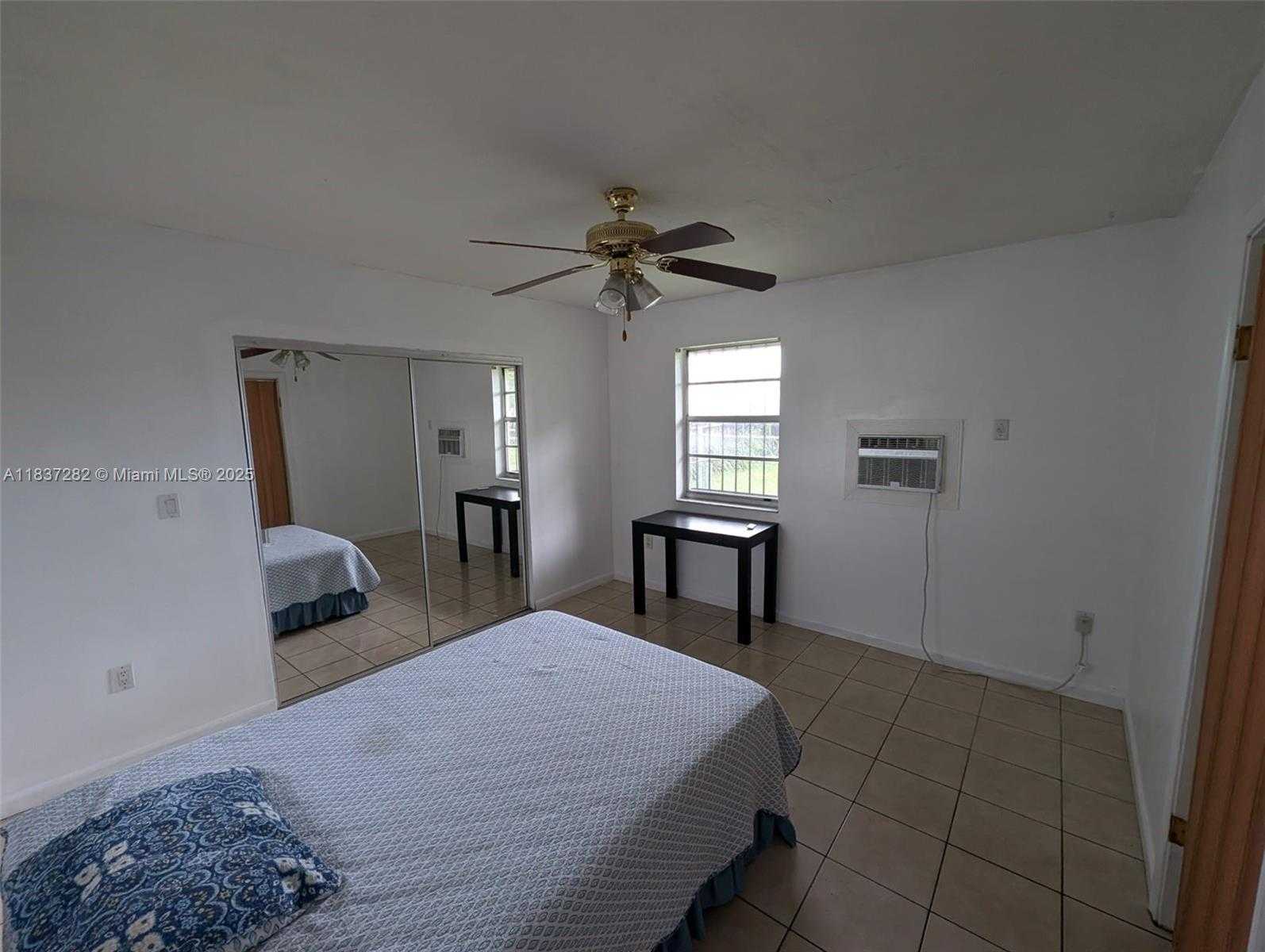 Small Image of 3521 EAST 8TH AVE, Hialeah Number 56