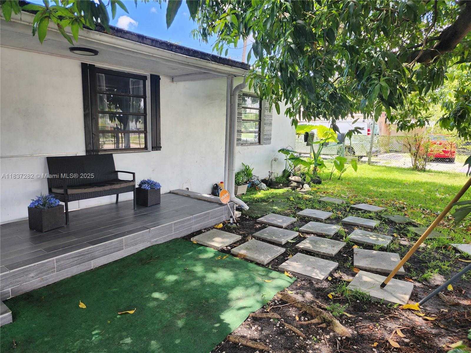 Small Image of 3521 EAST 8TH AVE, Hialeah Number 66