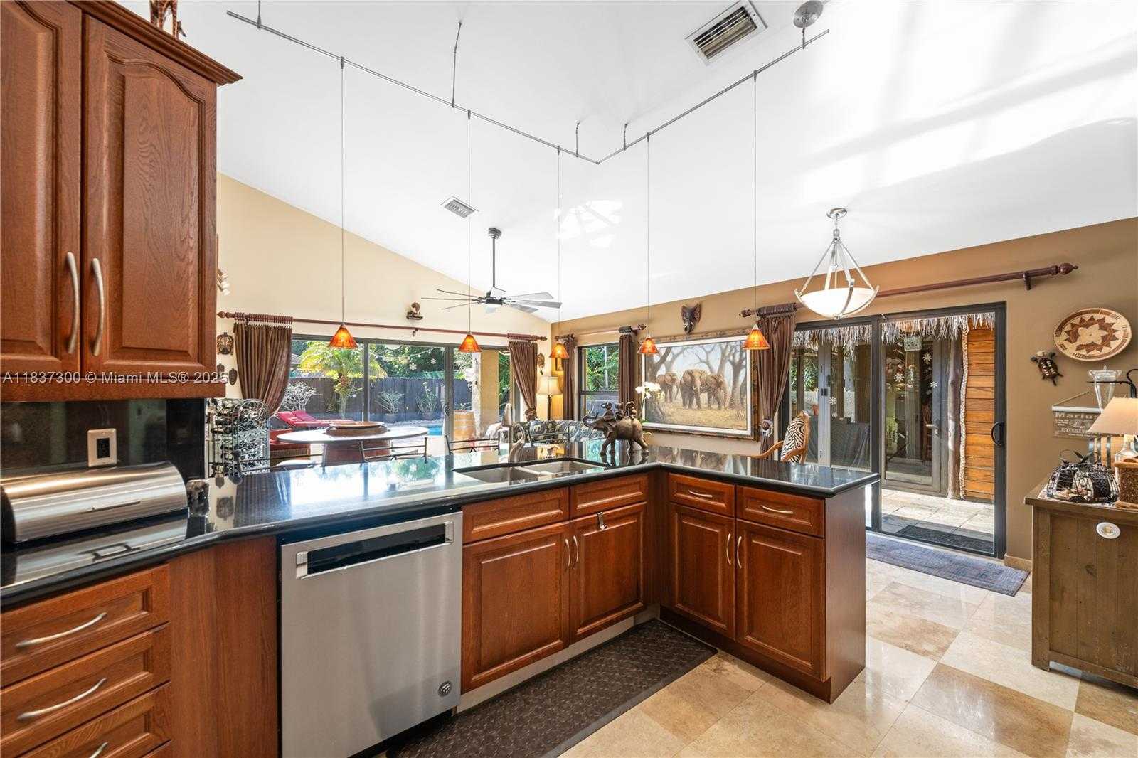 Small Image of 8878 SOUTH WEST 59TH ST, Cooper City Number 24