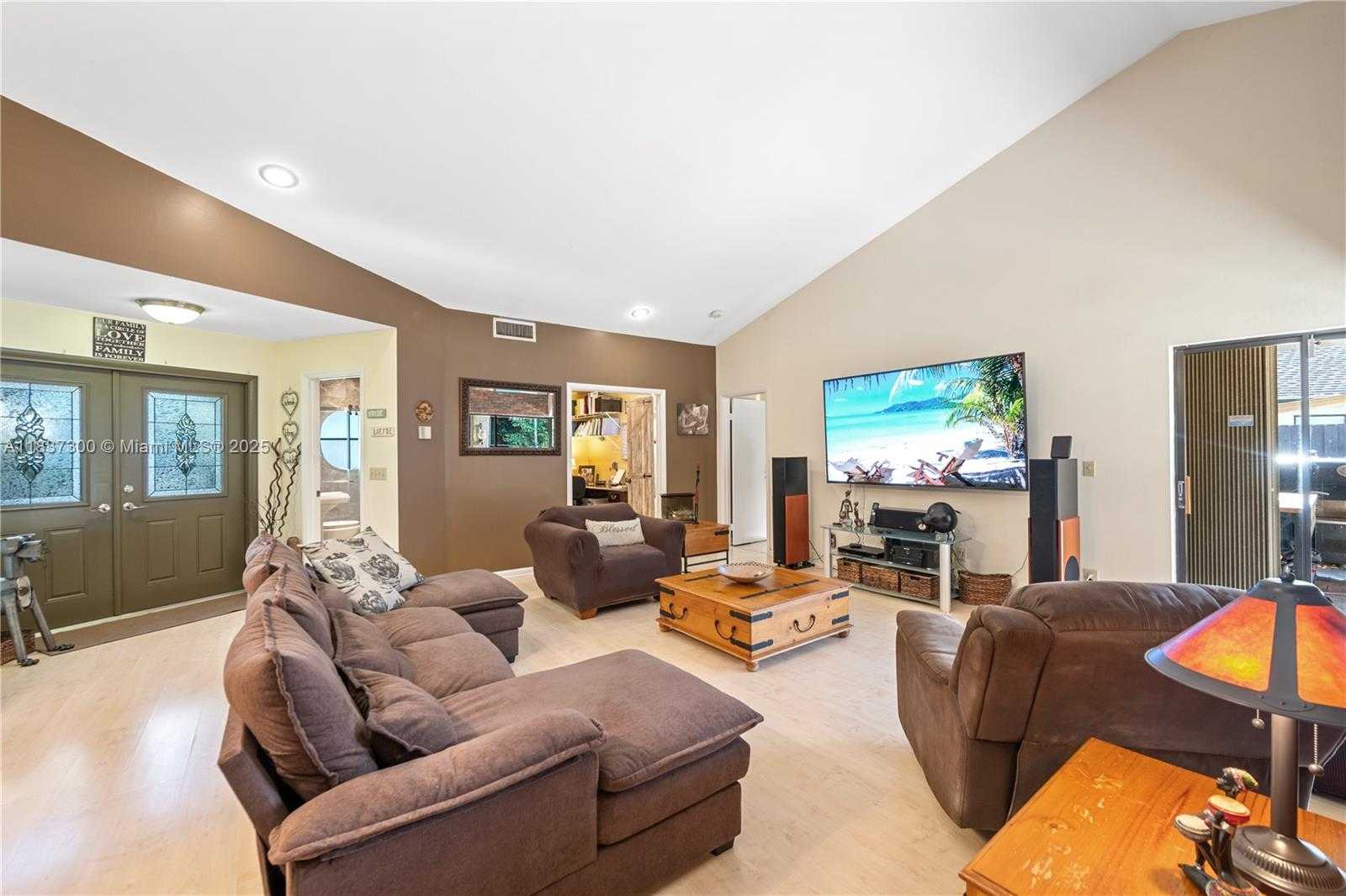 Small Image of 8878 SOUTH WEST 59TH ST, Cooper City Number 26