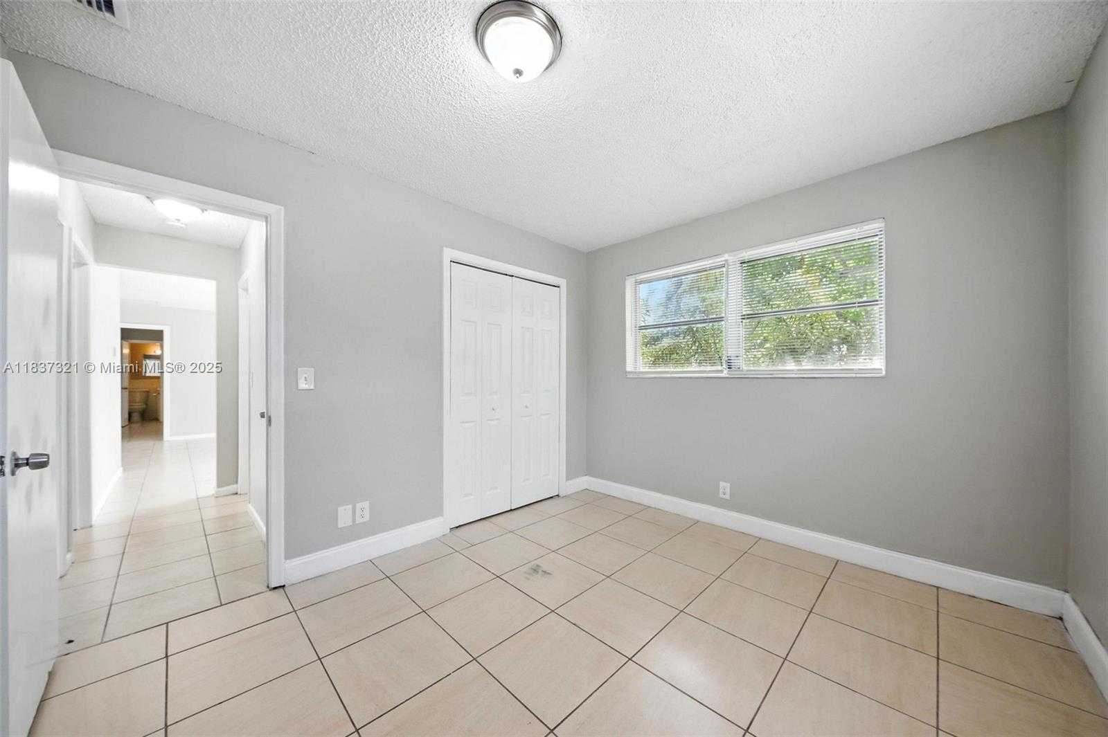 Small Image of 4021 NORTH WEST 7TH AVE, Deerfield Beach Number 11