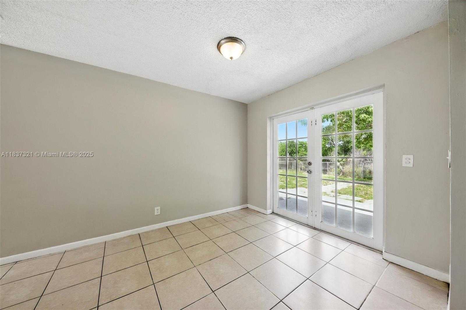 Small Image of 4021 NORTH WEST 7TH AVE, Deerfield Beach Number 19