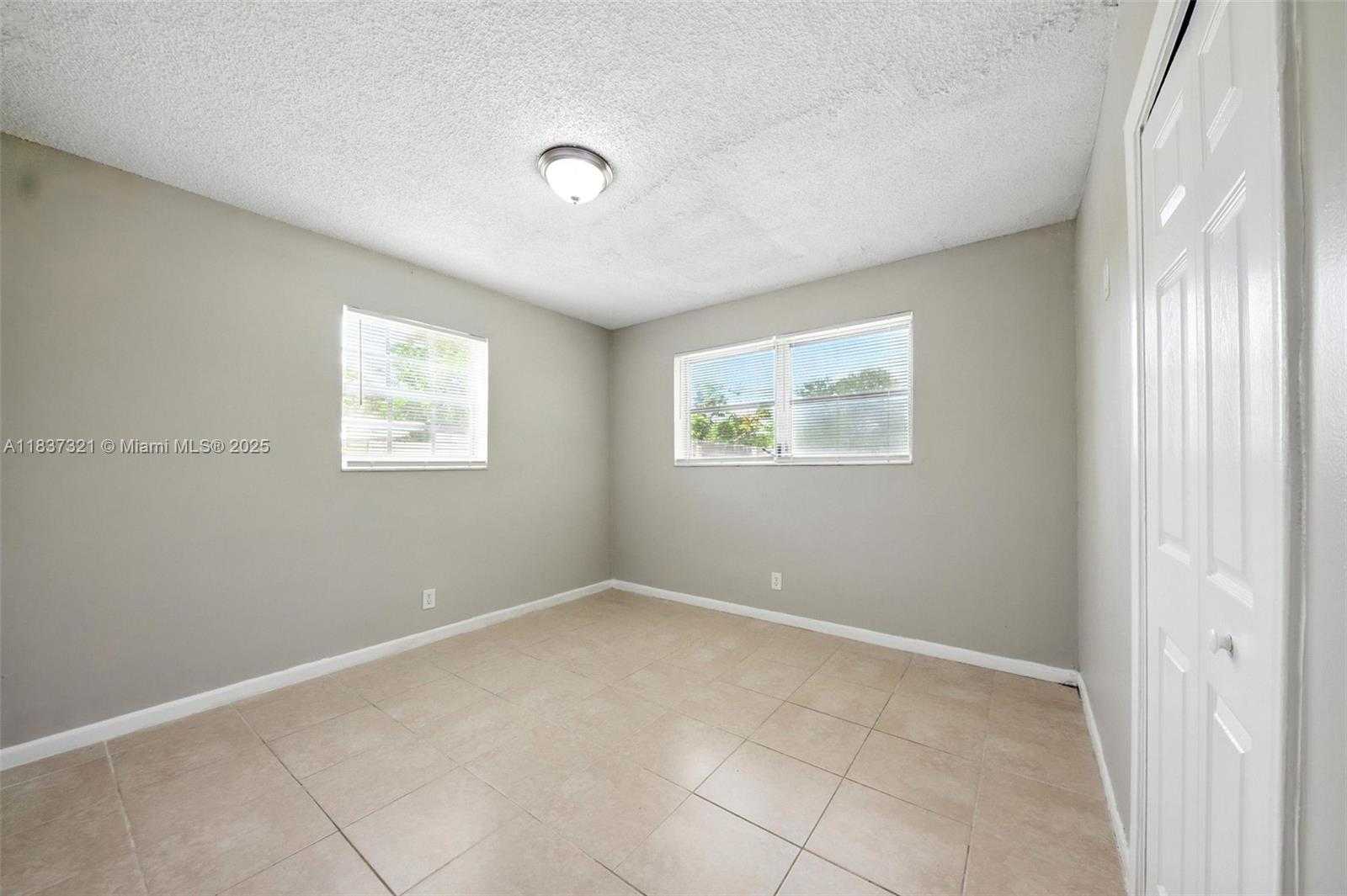 Small Image of 4021 NORTH WEST 7TH AVE, Deerfield Beach Number 21