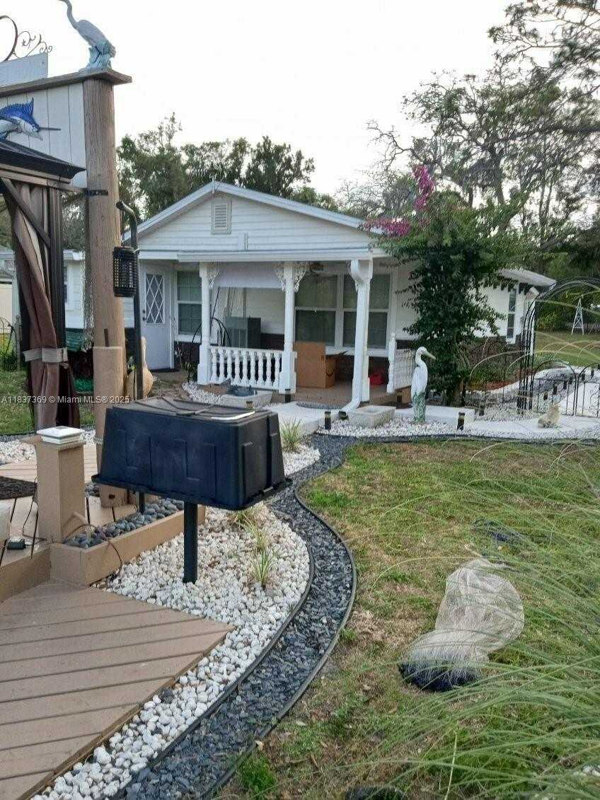 Small Image of 1492 FLOTILLA DRIVE, Other City - In The State Of Florida Number 12