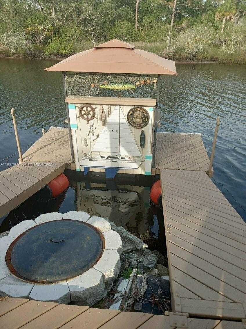 Small Image of 1492 FLOTILLA DRIVE, Other City - In The State Of Florida Number 13