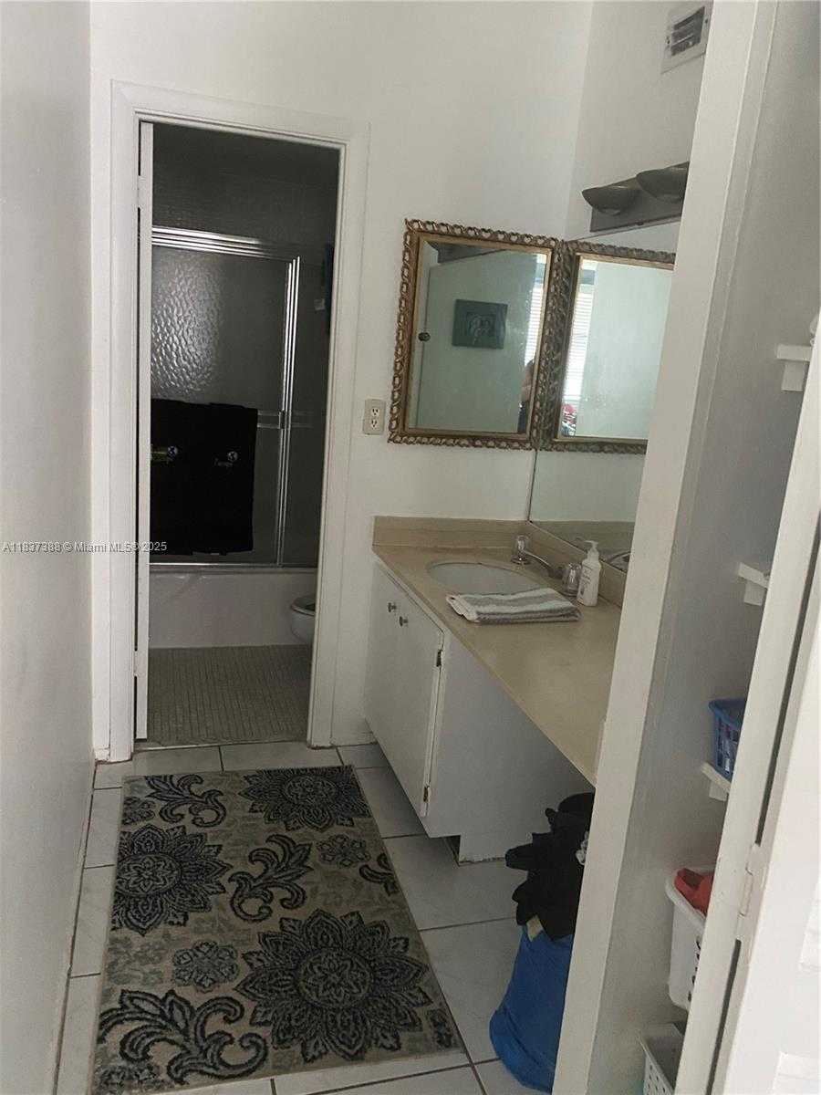 Small Image of Hallandale Beach Number 8