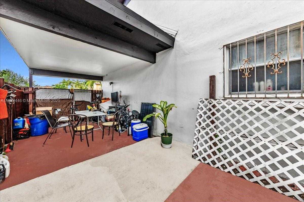 Small Image of 5287 NORTH WEST 193RD LN, Miami Gardens Number 30