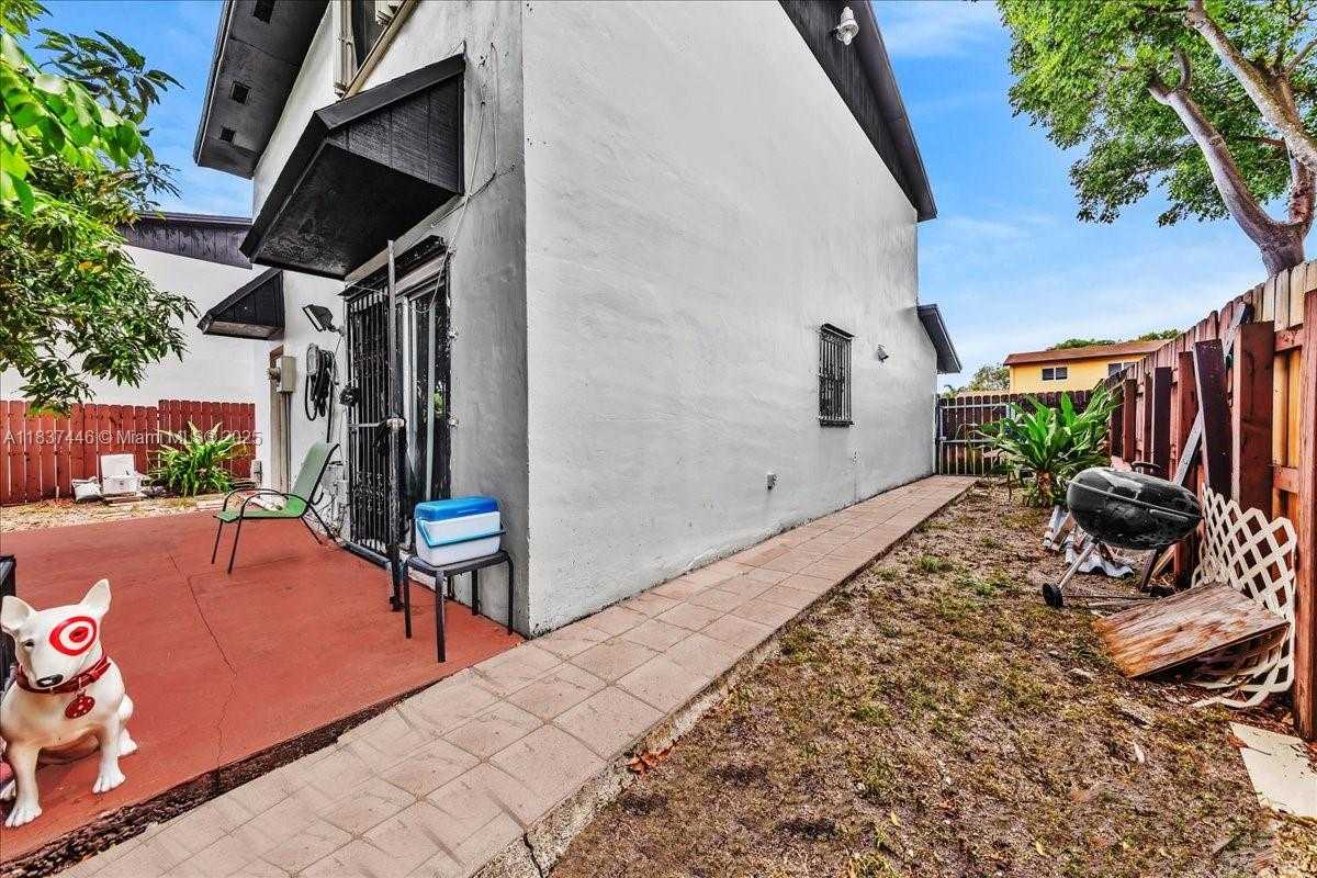Small Image of 5287 NORTH WEST 193RD LN, Miami Gardens Number 33