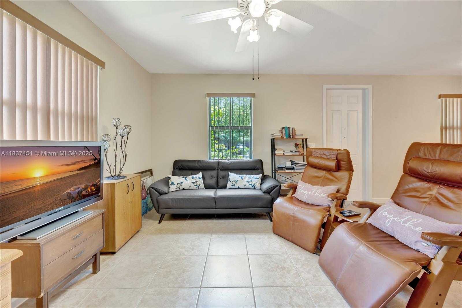 Small Image of 132 SOUTH EAST 36TH AVE, Homestead Number 19