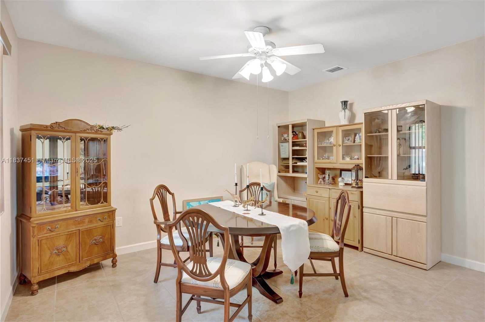 Small Image of 132 SOUTH EAST 36TH AVE, Homestead Number 22