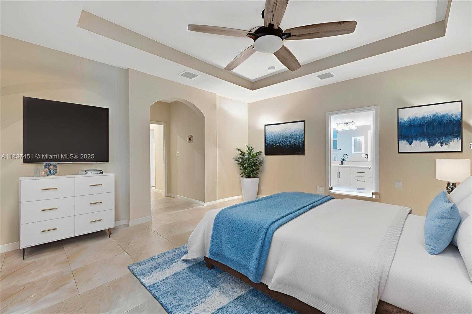 Small Image of 132 SOUTH EAST 36TH AVE, Homestead Number 7