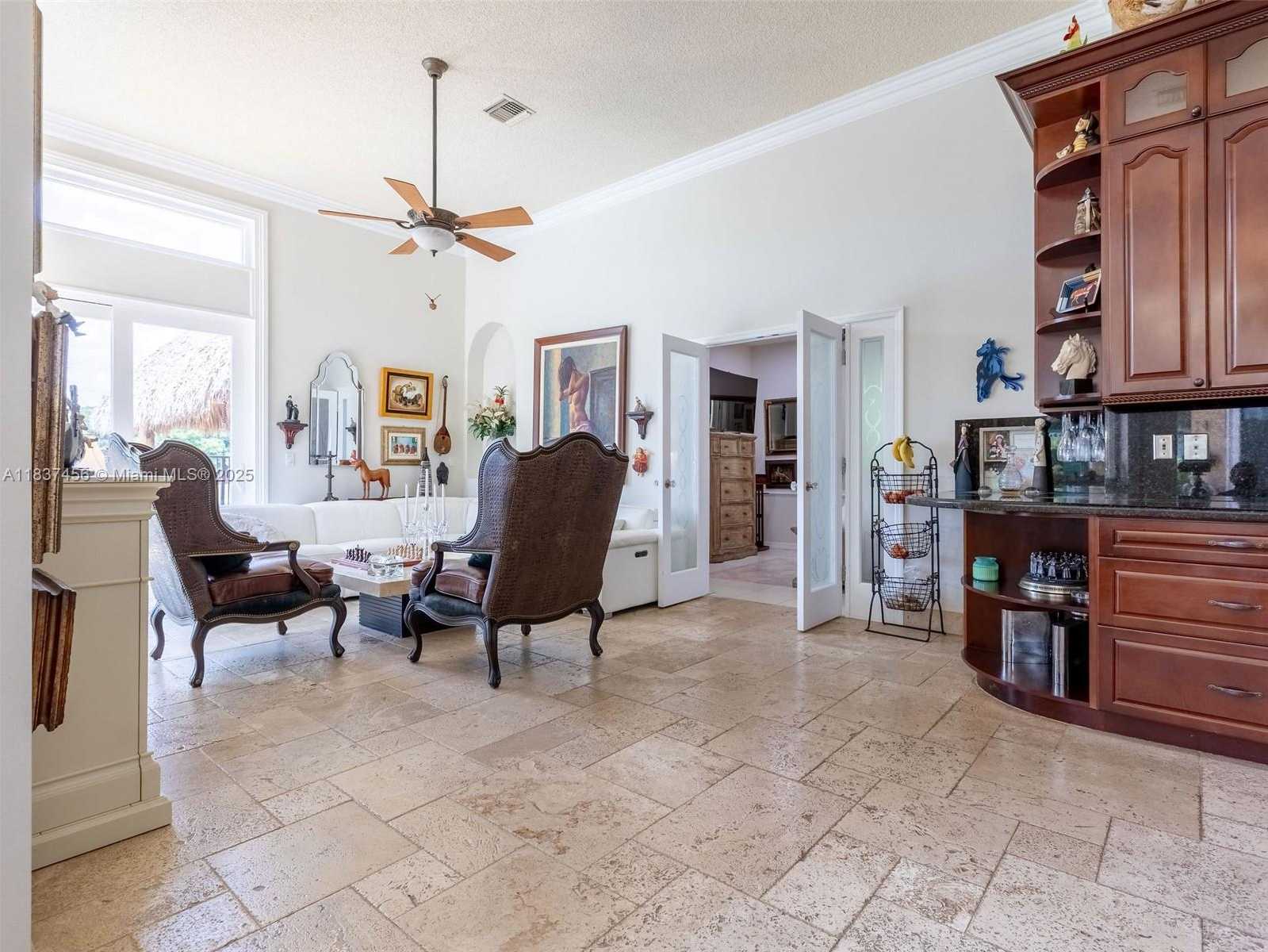 Small Image of 3043 LAKEWOOD DR, Weston Number 9