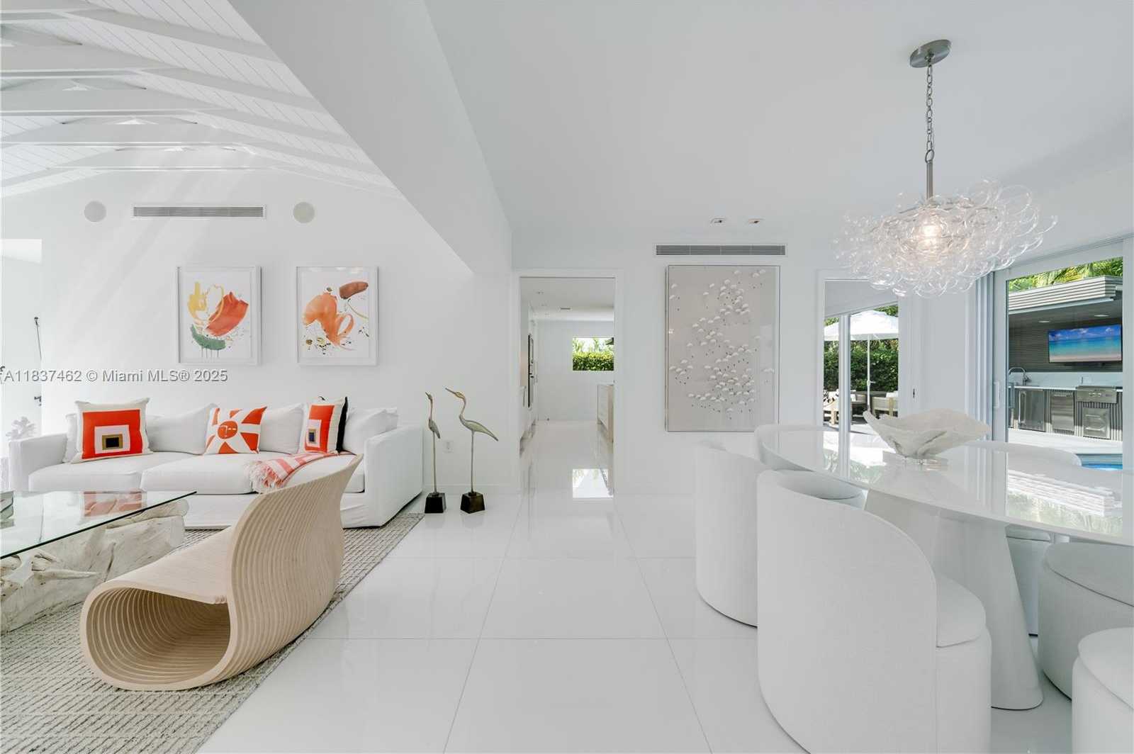 Small Image of 475 WOODCREST RD, Key Biscayne Number 12