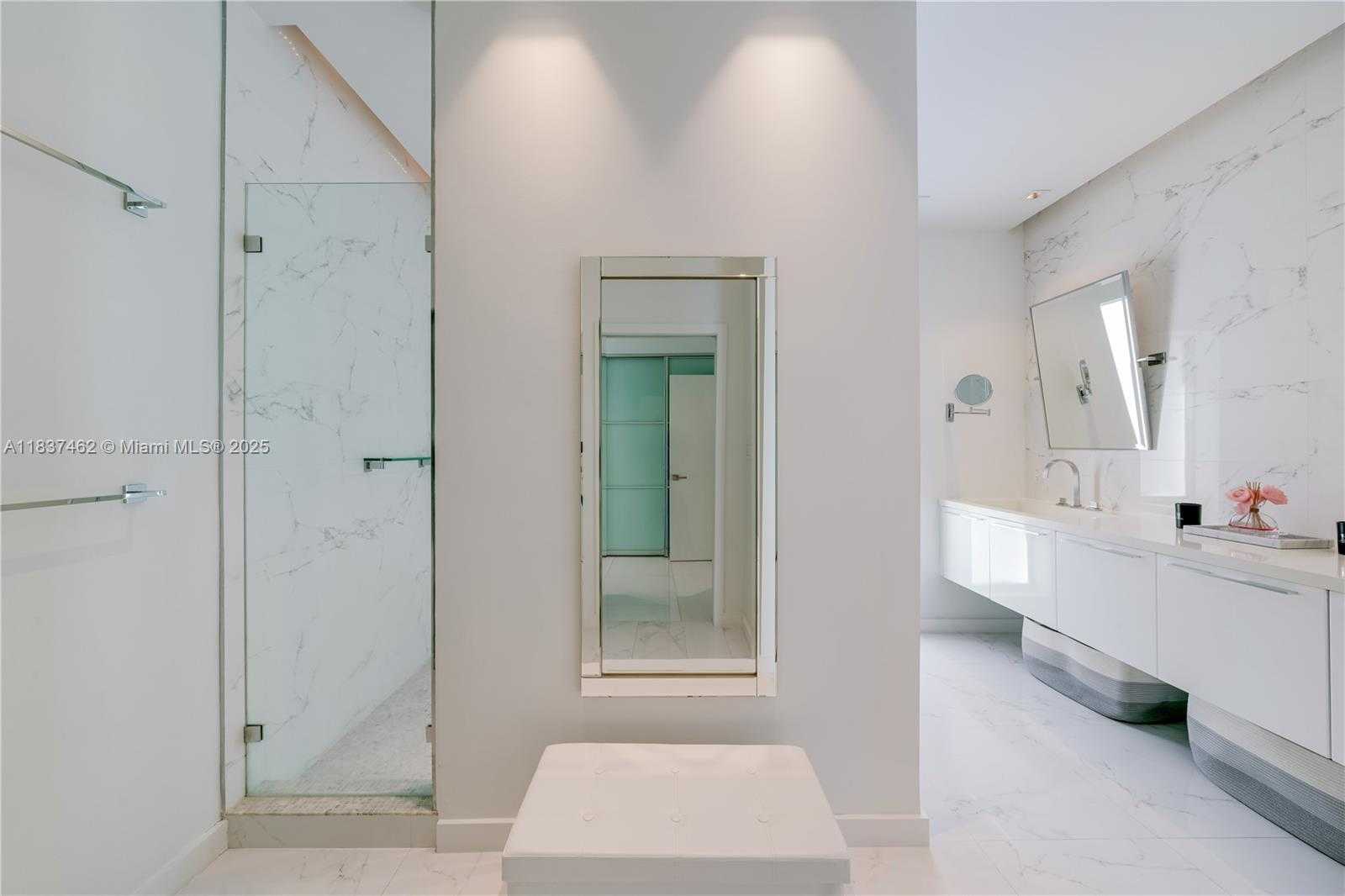 Small Image of 475 WOODCREST RD, Key Biscayne Number 38