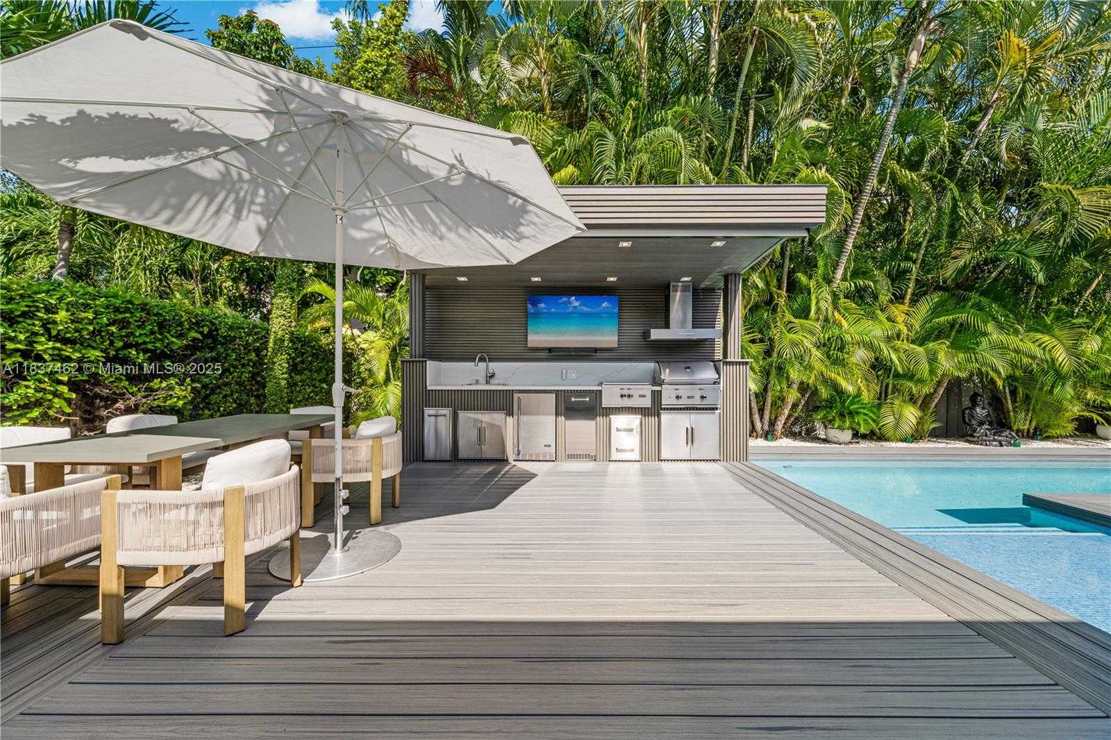 Small Image of 475 WOODCREST RD, Key Biscayne Number 44