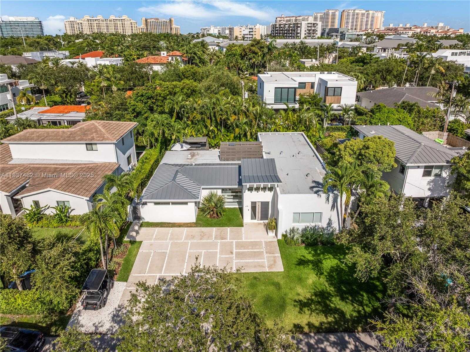 Small Image of 475 WOODCREST RD, Key Biscayne Number 59