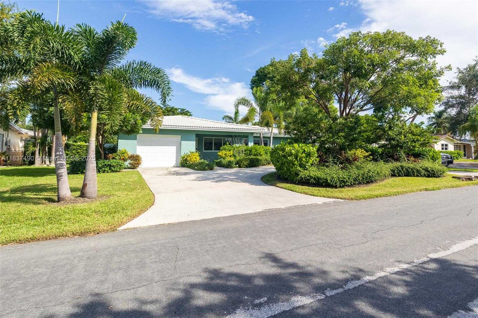 Small Image of 121 SOUTH EAST 7TH ST, Pompano Beach Number 20