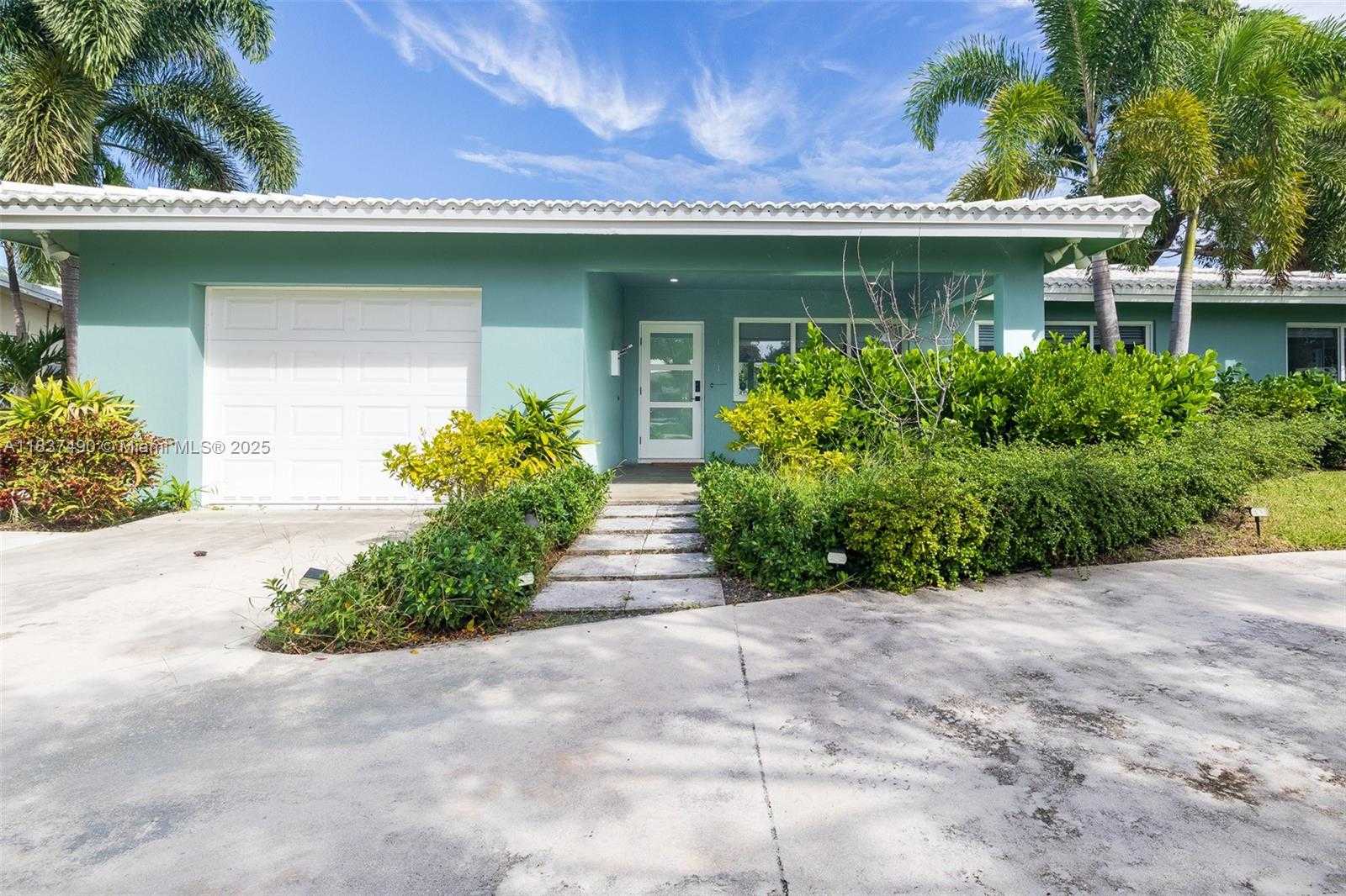 Small Image of 121 SOUTH EAST 7TH ST, Pompano Beach Number 3