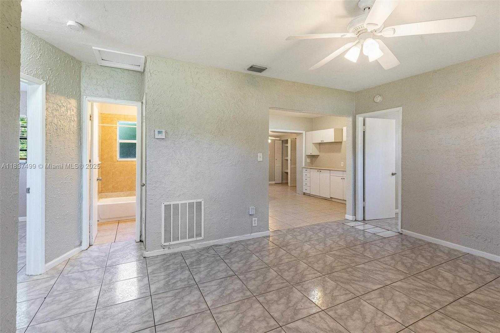 Small Image of 6416 NORTH GRANT ST, Hollywood Number 10