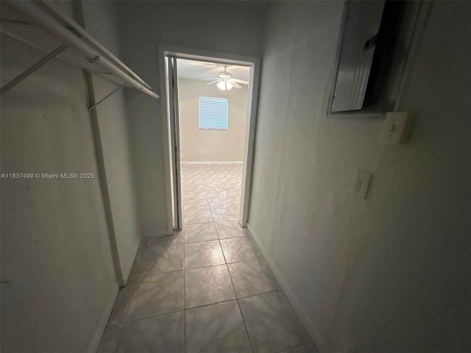 Small Image of 6416 NORTH GRANT ST, Hollywood Number 15