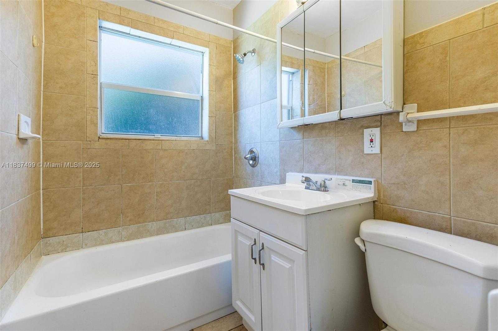 Small Image of 6416 NORTH GRANT ST, Hollywood Number 18