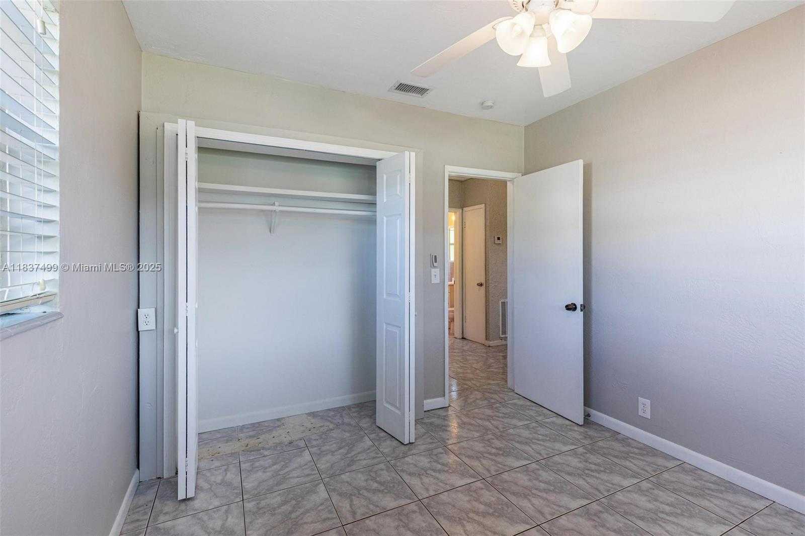 Small Image of 6416 NORTH GRANT ST, Hollywood Number 21