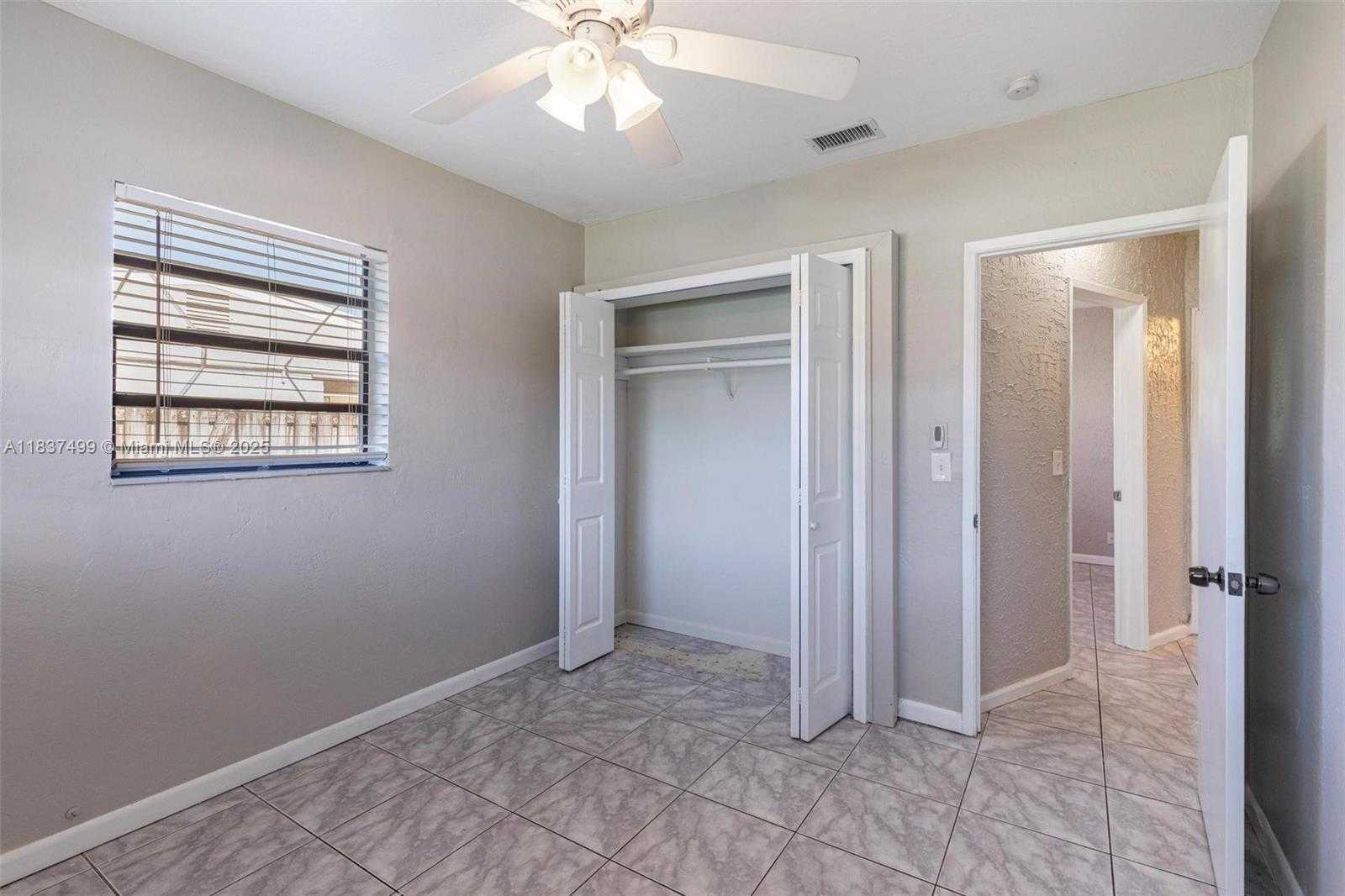 Small Image of 6416 NORTH GRANT ST, Hollywood Number 24