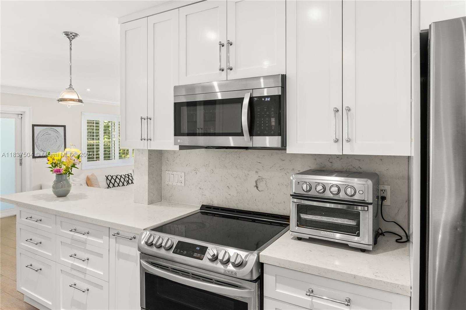 Small Image of 1261 SAN MIGUEL AVE, Coral Gables Number 23