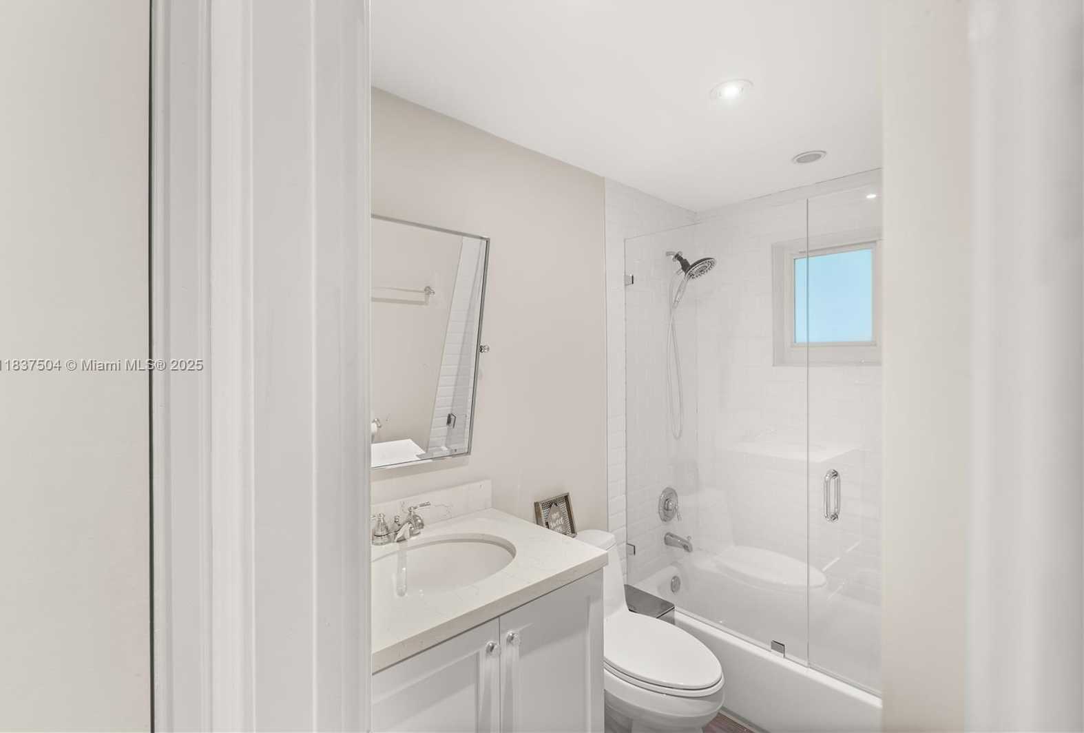 Small Image of 1261 SAN MIGUEL AVE, Coral Gables Number 29