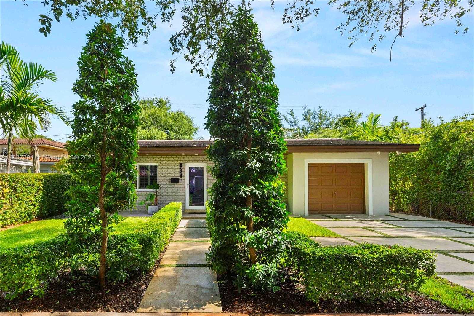 Small Image of 1261 SAN MIGUEL AVE, Coral Gables Number 5