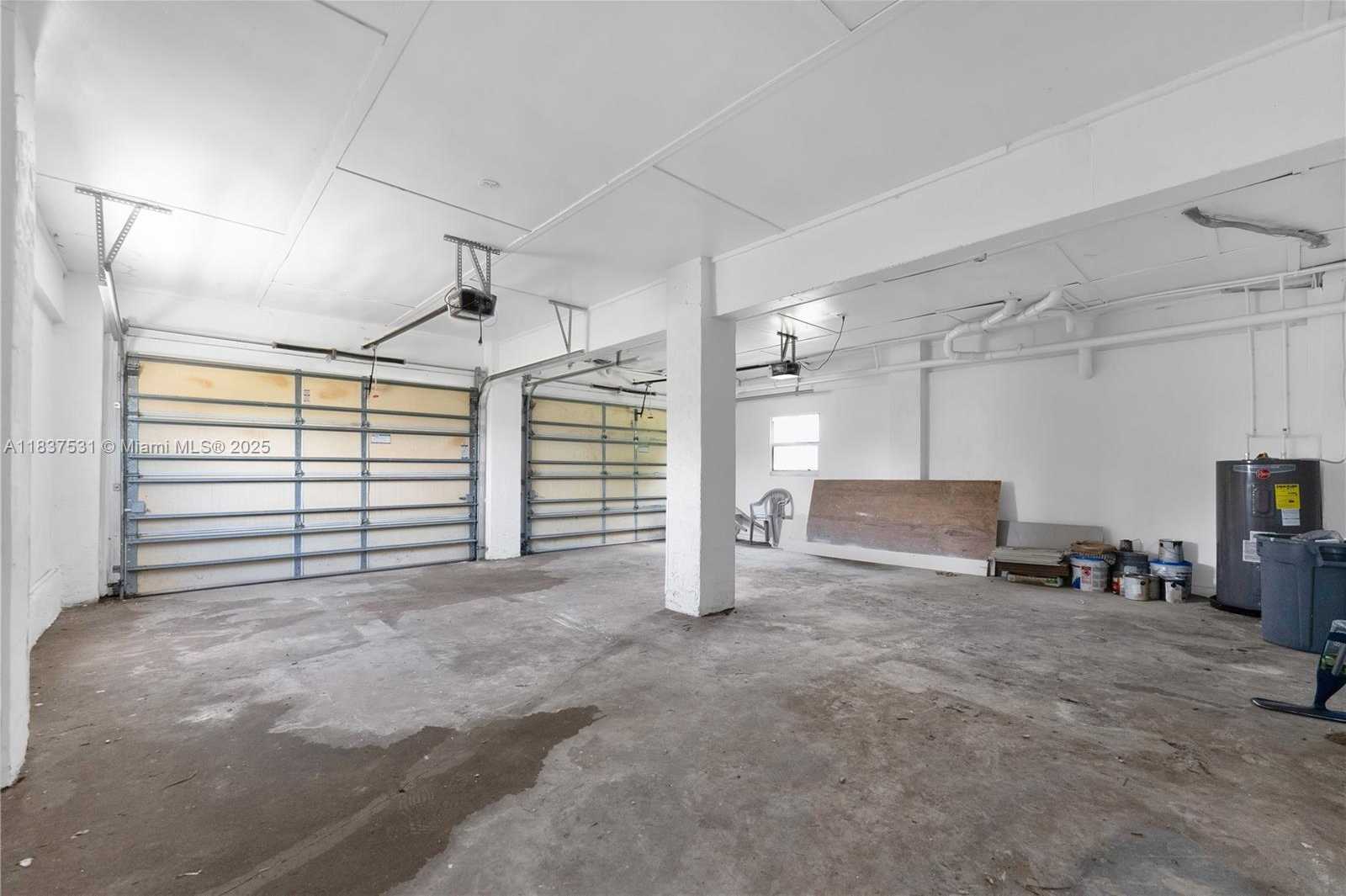 Small Image of 1106 HARBOR DR, Fort Myers Number 22