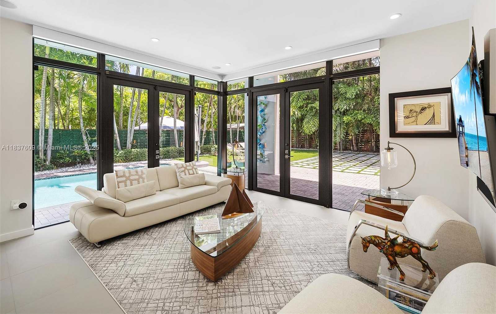 Small Image of 7621 SOUTH WEST 59TH CT, South Miami Number 19