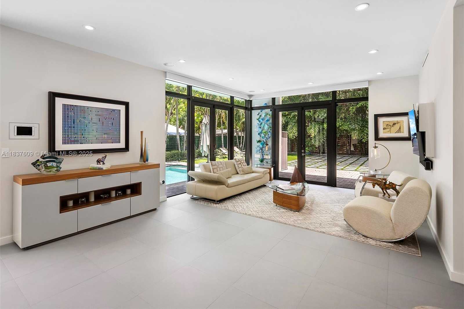 Small Image of 7621 SOUTH WEST 59TH CT, South Miami Number 20