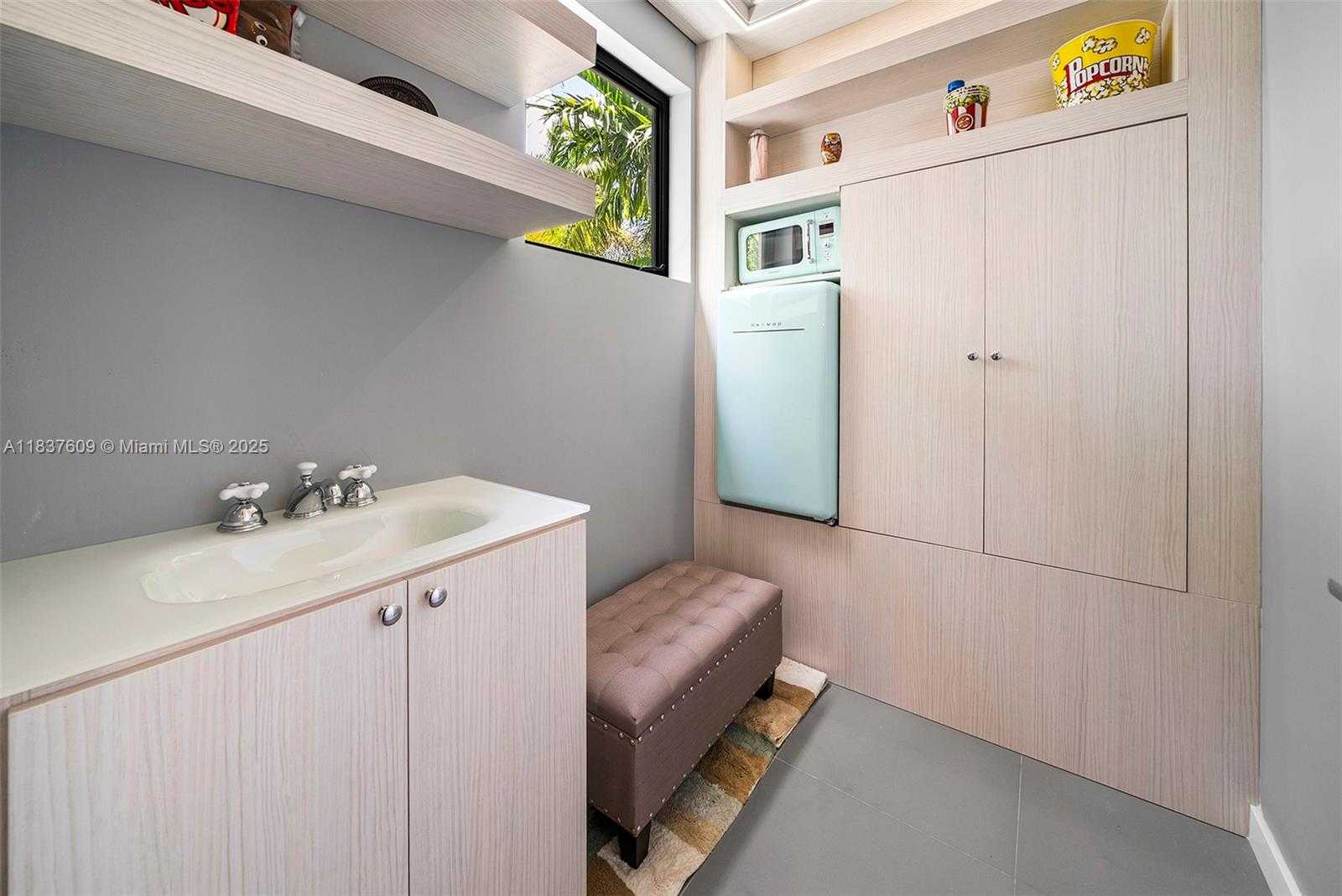 Small Image of 7621 SOUTH WEST 59TH CT, South Miami Number 32