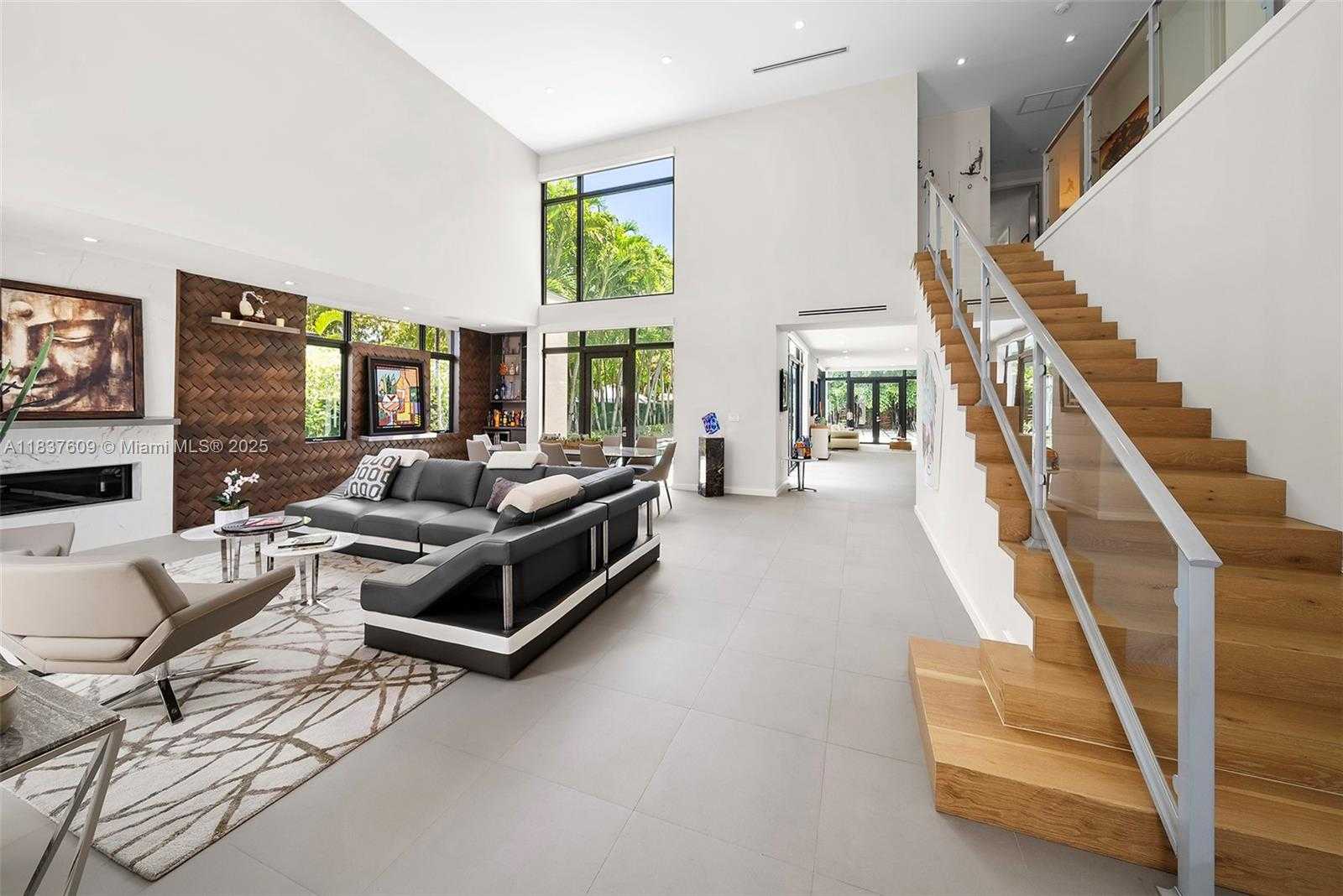 Small Image of 7621 SOUTH WEST 59TH CT, South Miami Number 4