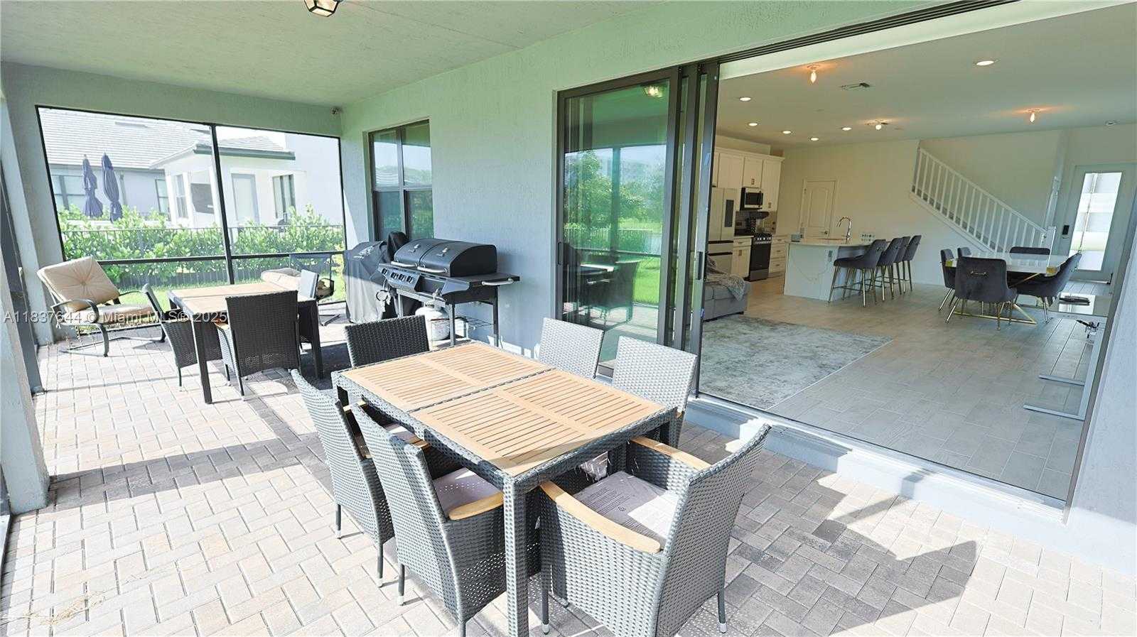 Small Image of 4468 SPRUCE LN, Oakland Park Number 67