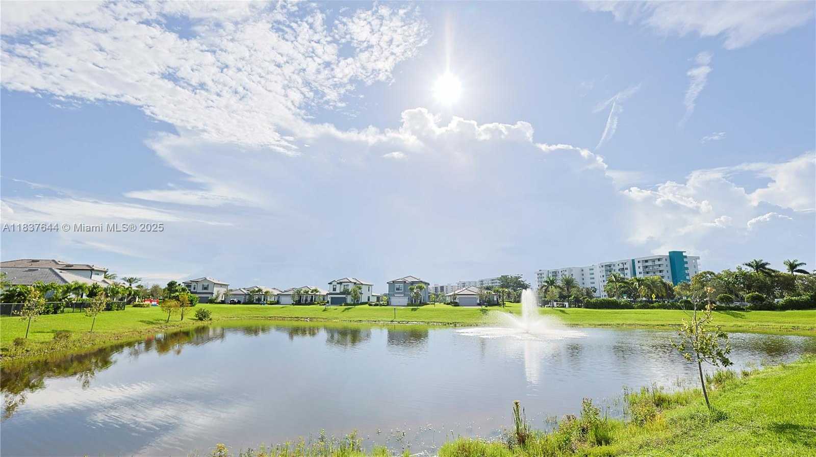 Small Image of 4468 SPRUCE LN, Oakland Park Number 69