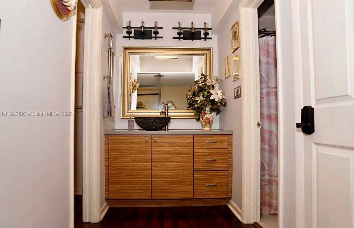 Small Image of 2930 NORTH WEST 24TH AVE, Oakland Park Number 12