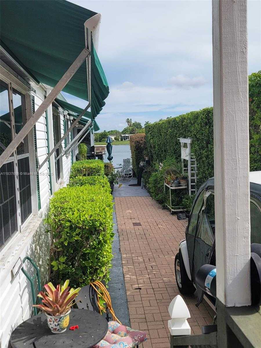 Small Image of 35250 SOUTH WEST 177TH CT UNIT #26, Homestead Number 6