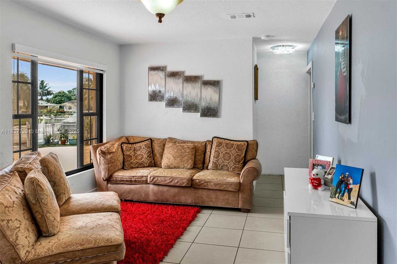 Small Image of 18810 NORTH WEST 51ST AVE, Miami Gardens Number 10