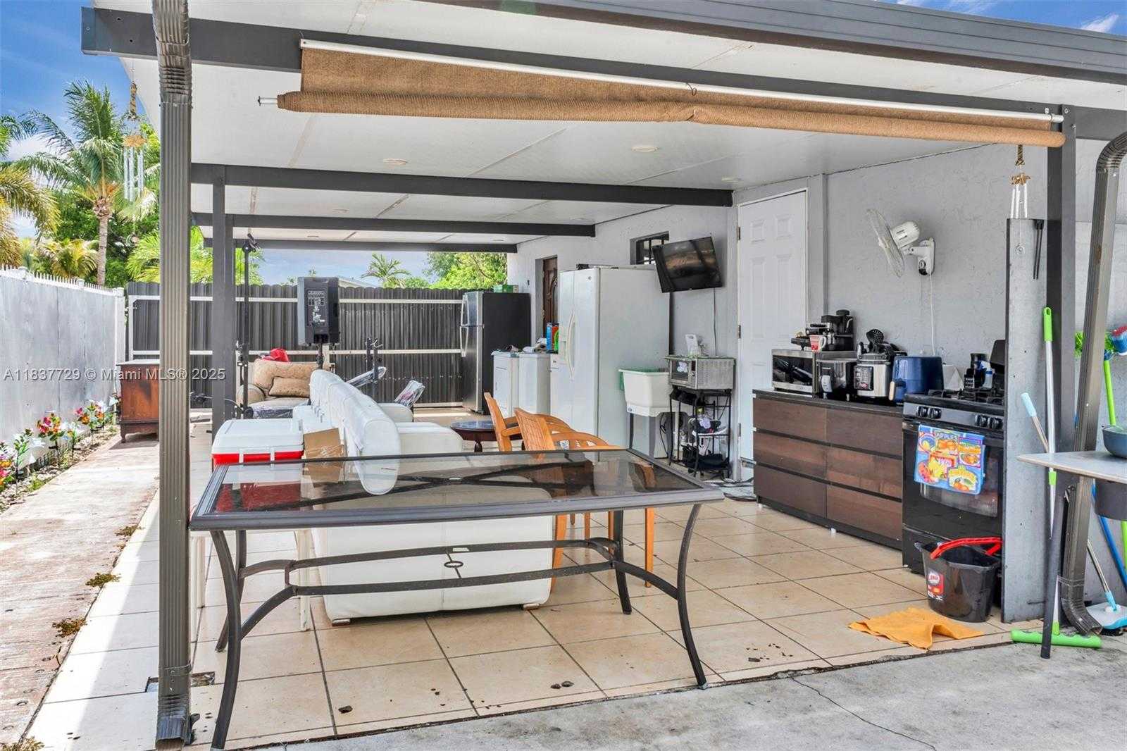 Small Image of 18810 NORTH WEST 51ST AVE, Miami Gardens Number 25