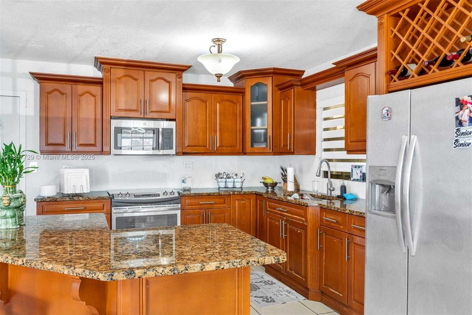 Small Image of 18810 NORTH WEST 51ST AVE, Miami Gardens Number 6