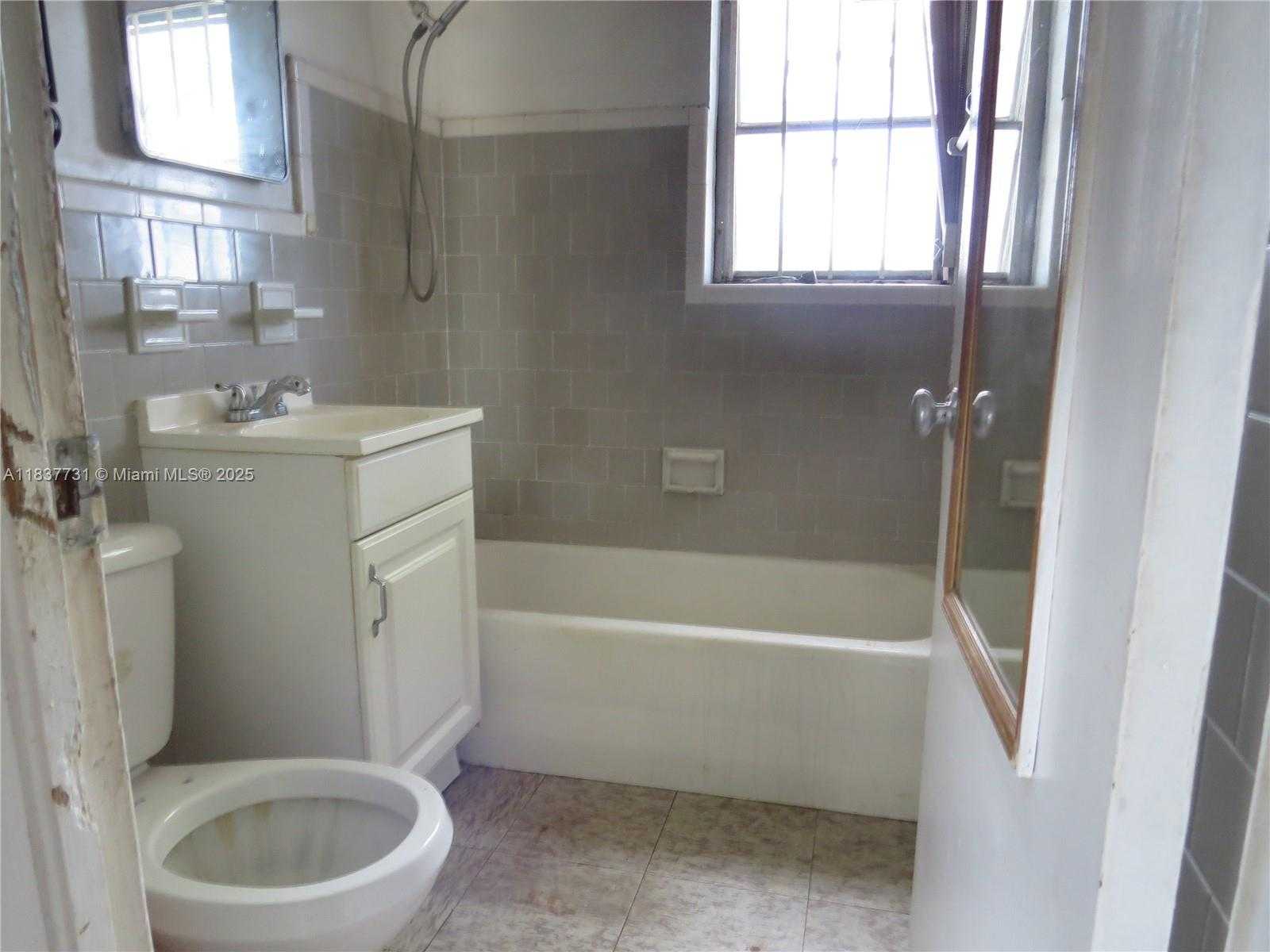 Small Image of 525 NORTH WEST 16TH ST, Pompano Beach Number 7