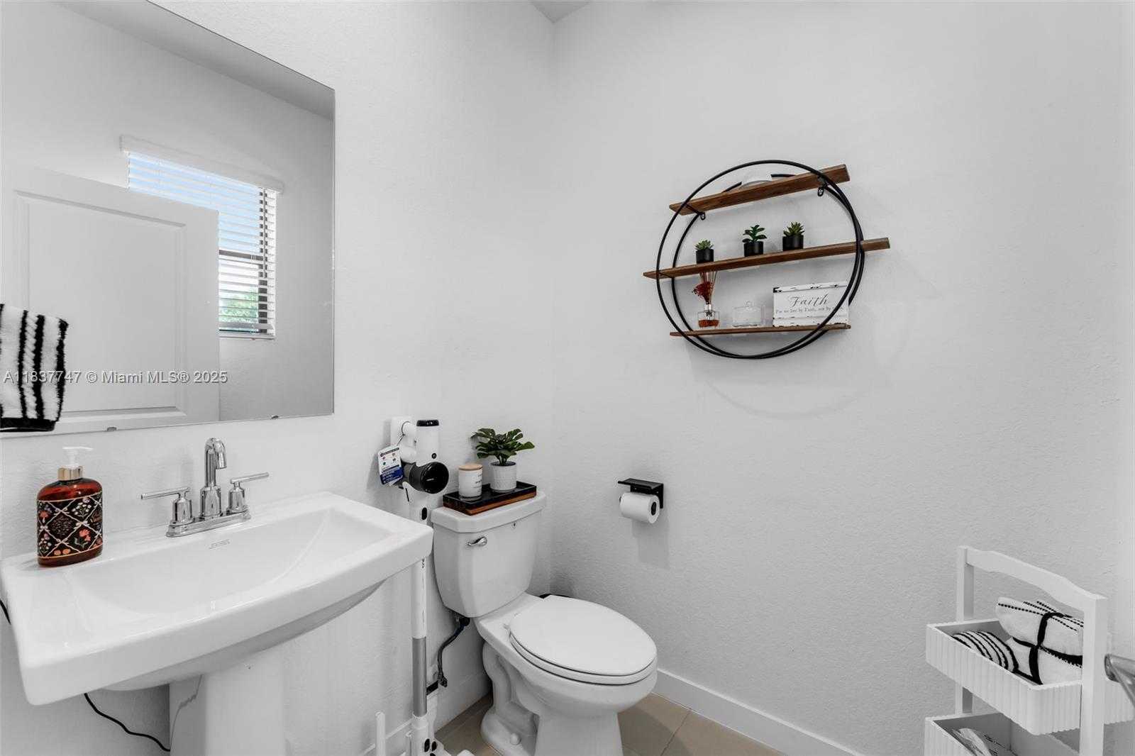 Small Image of 12929 SOUTH WEST 265TH TER, Homestead Number 21