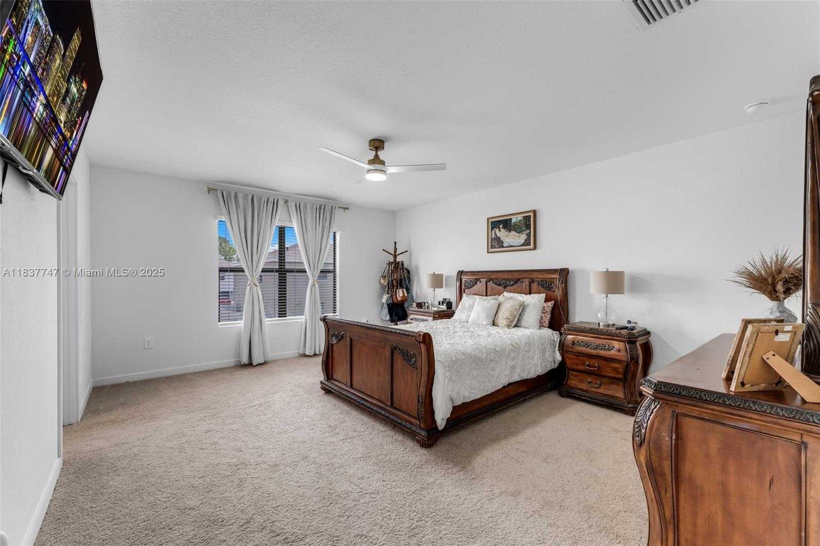 Small Image of 12929 SOUTH WEST 265TH TER, Homestead Number 22