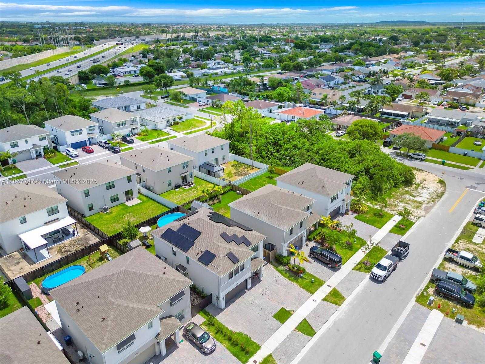 Small Image of 12929 SOUTH WEST 265TH TER, Homestead Number 42